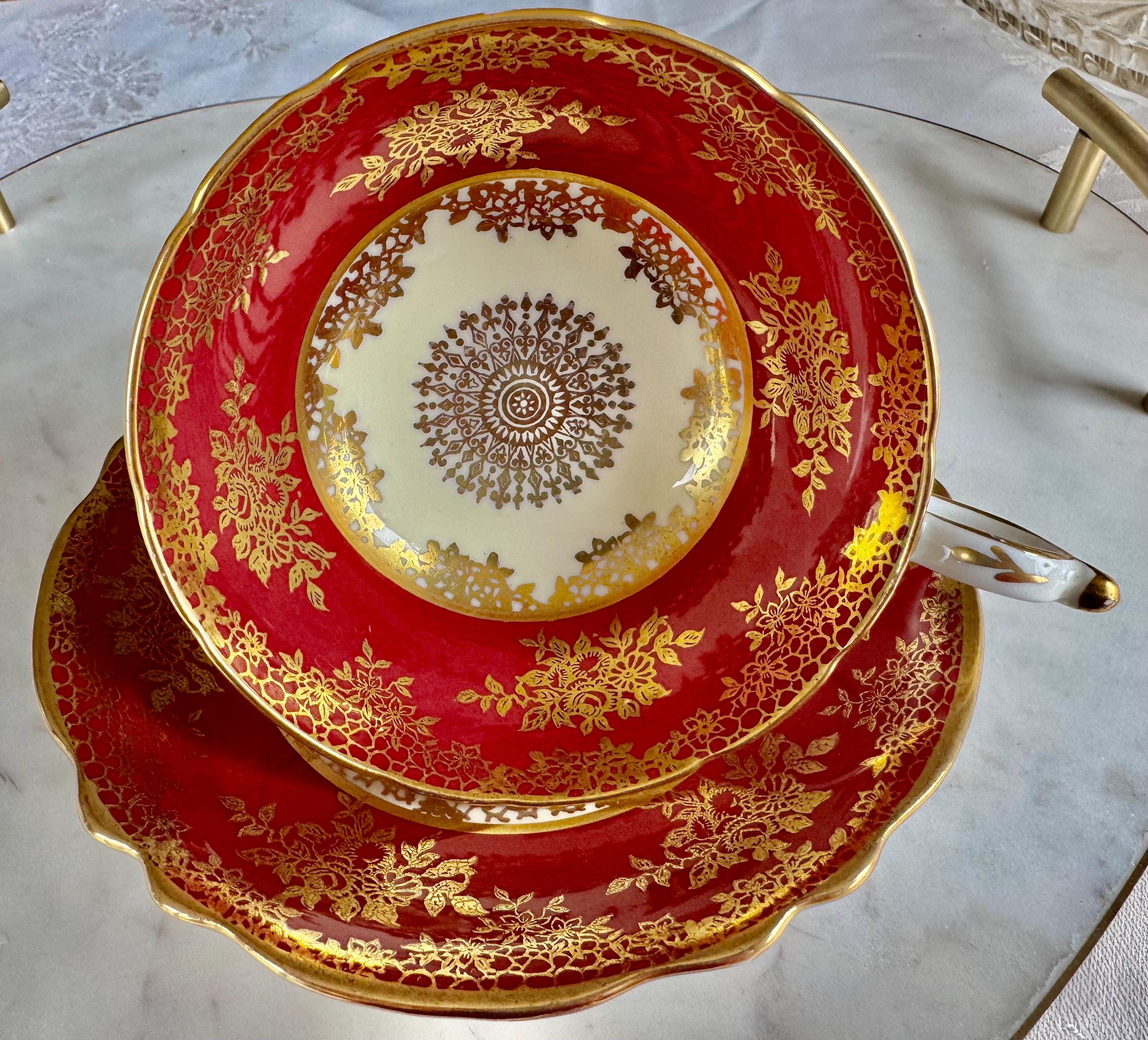 Vintage Paragon Gilded Deep Red – Teacup & Saucer – Double Warrant – Made in England