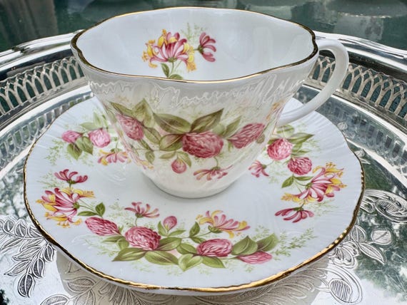 Vintage Regal Heritage Fine Bone China Teacup & Saucer – Pink Yellow Floral – England