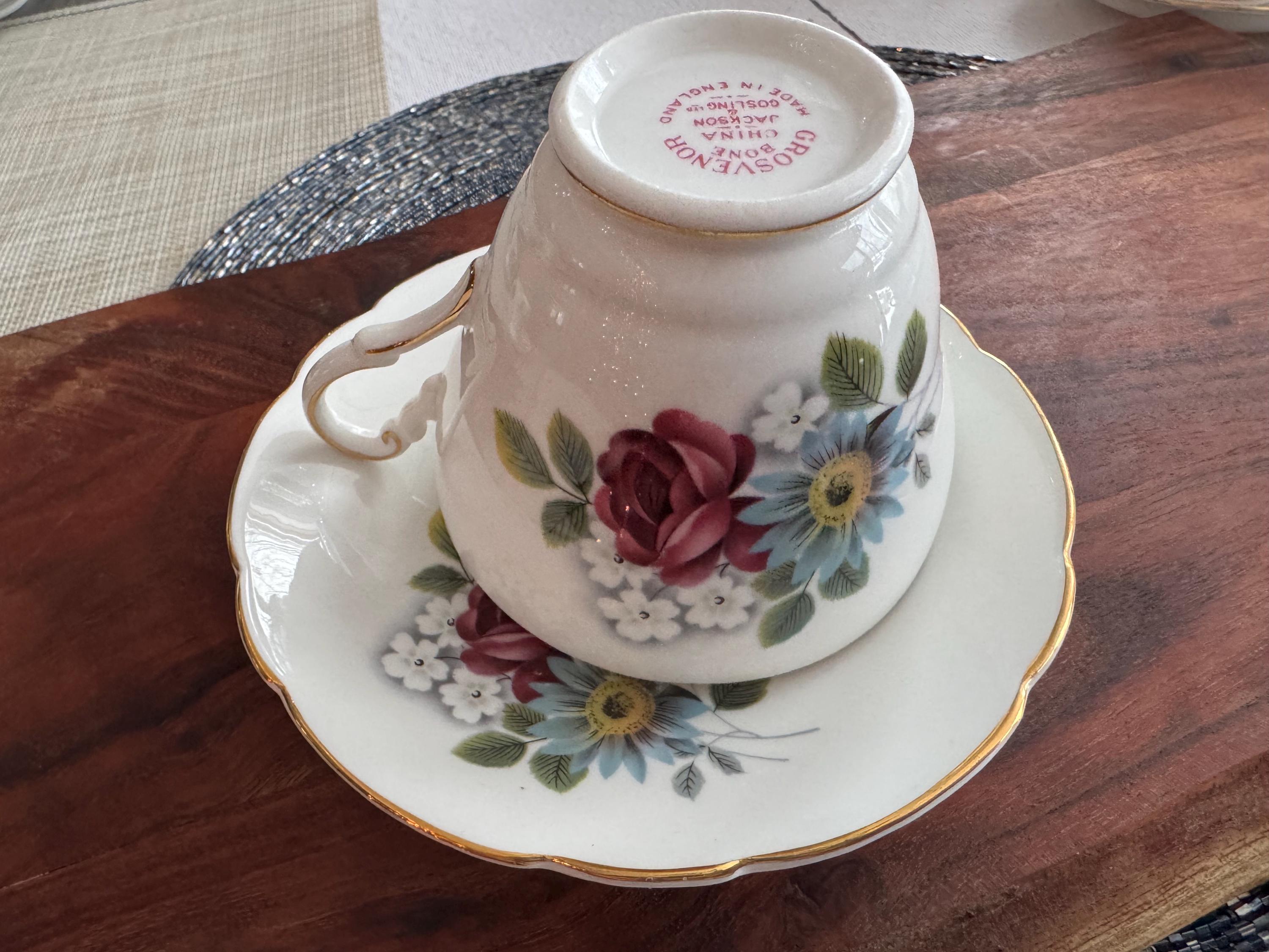 Grosvenor Bone China Teacup & Saucer – Floral Motif