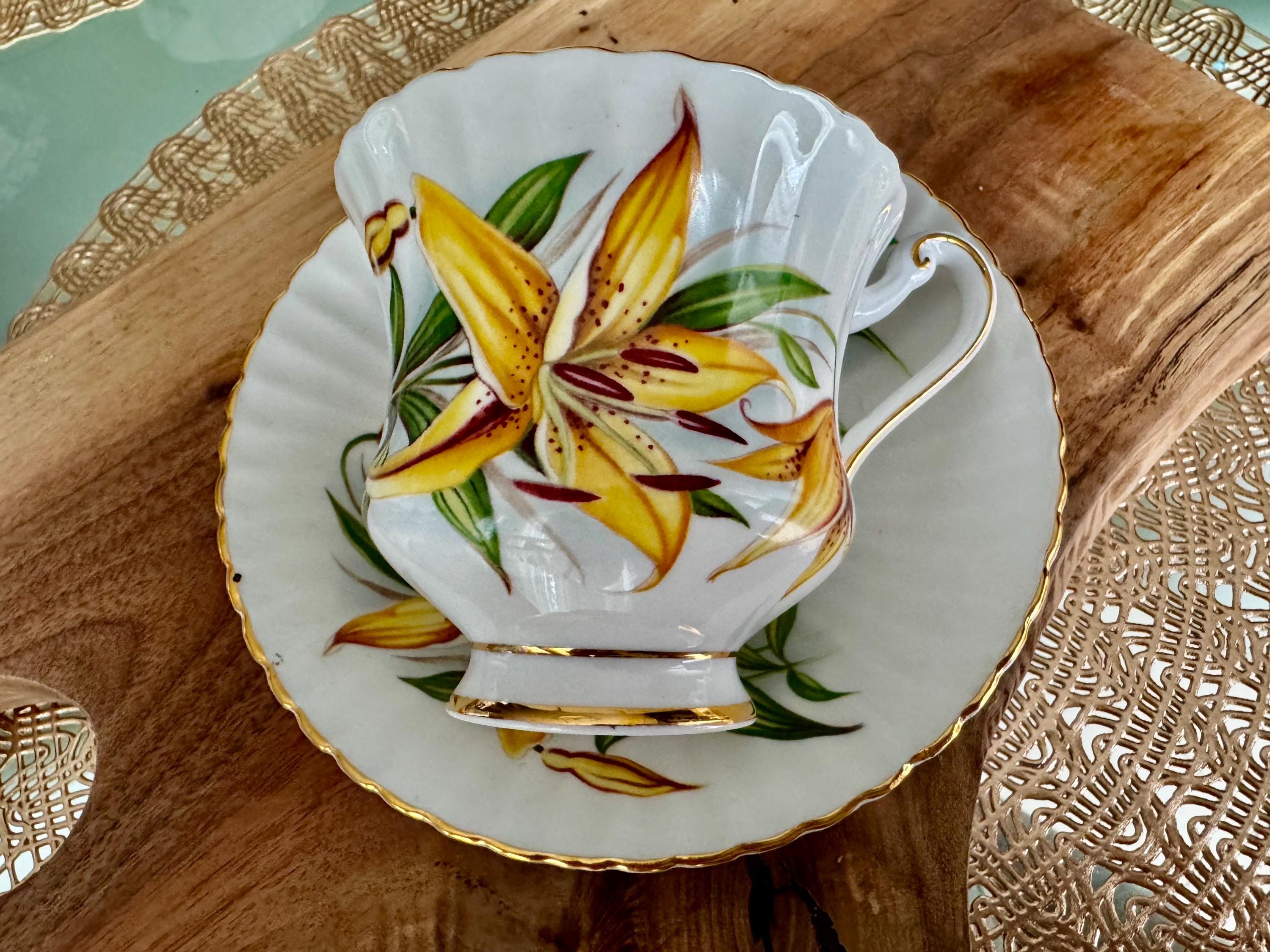 Vintage Paragon “Golden Lily” Tea Cup and Saucer Set - Fine Bone China - 1952-1960