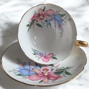 Rare Shelley England Teacup & Saucer – Pattern T2384 – Warwick Shape – Gold Trim – 1945–1966 bild 2