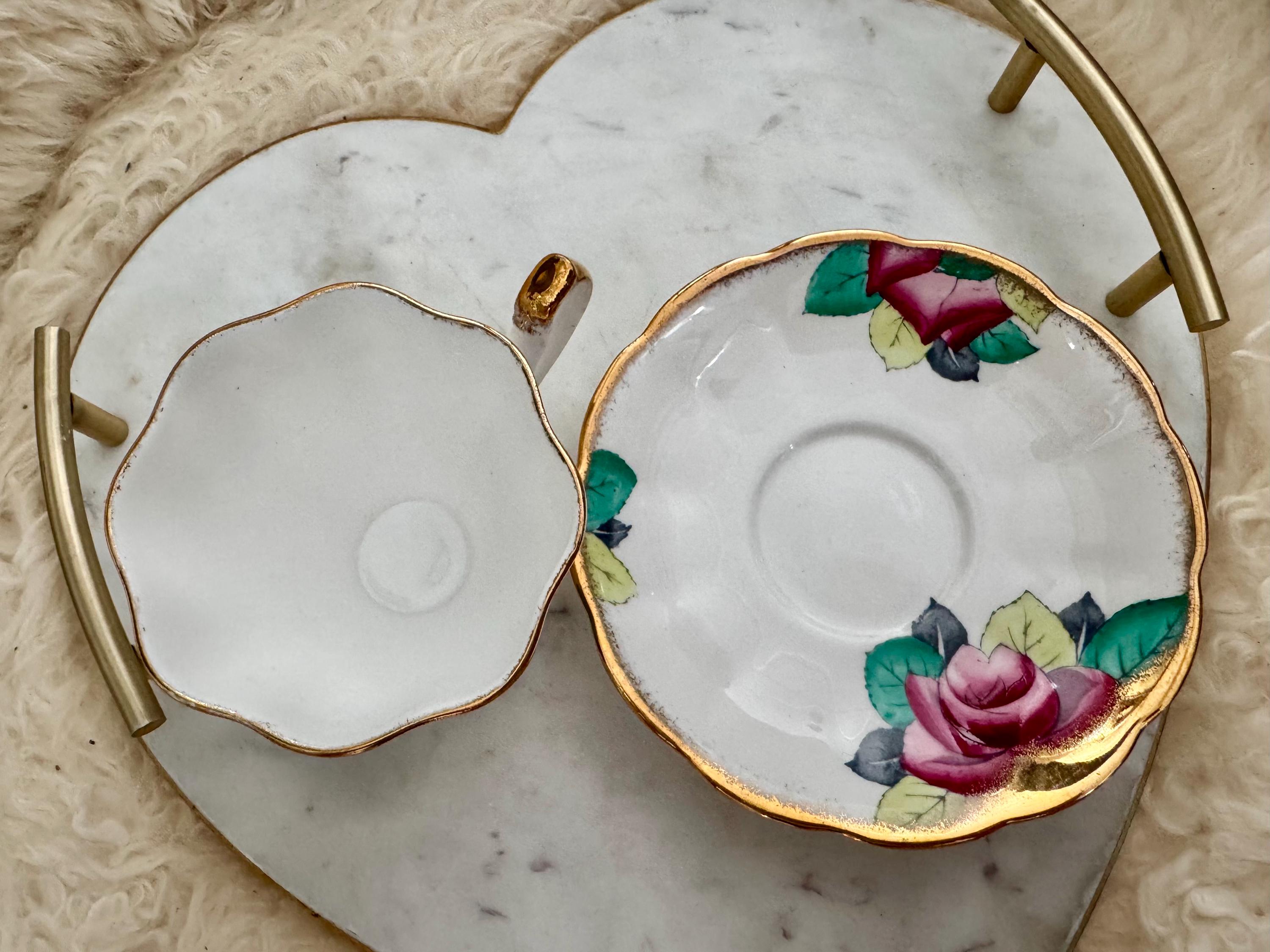 Vintage Queen Anne Bone China Teacup & Saucer – Hand-Painted Roses with Gold Rim
