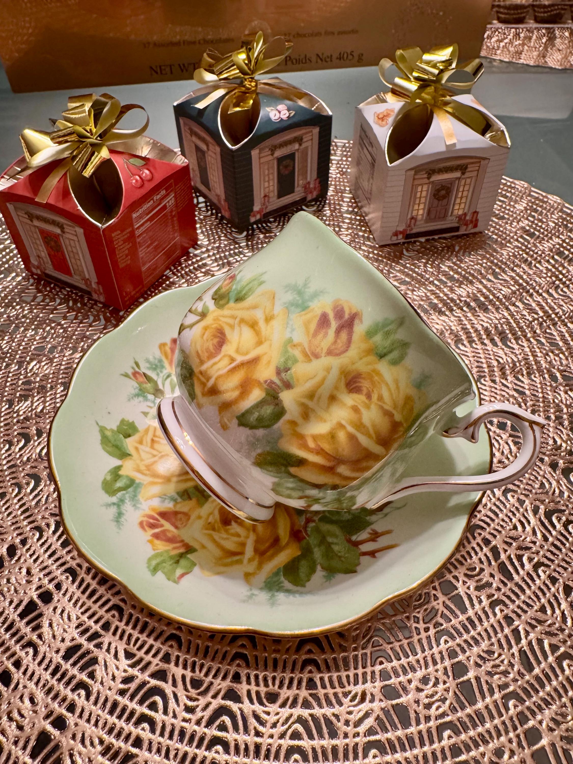 Vintage Royal Albert Teacup Set: Hampton Yellow Roses Bone China