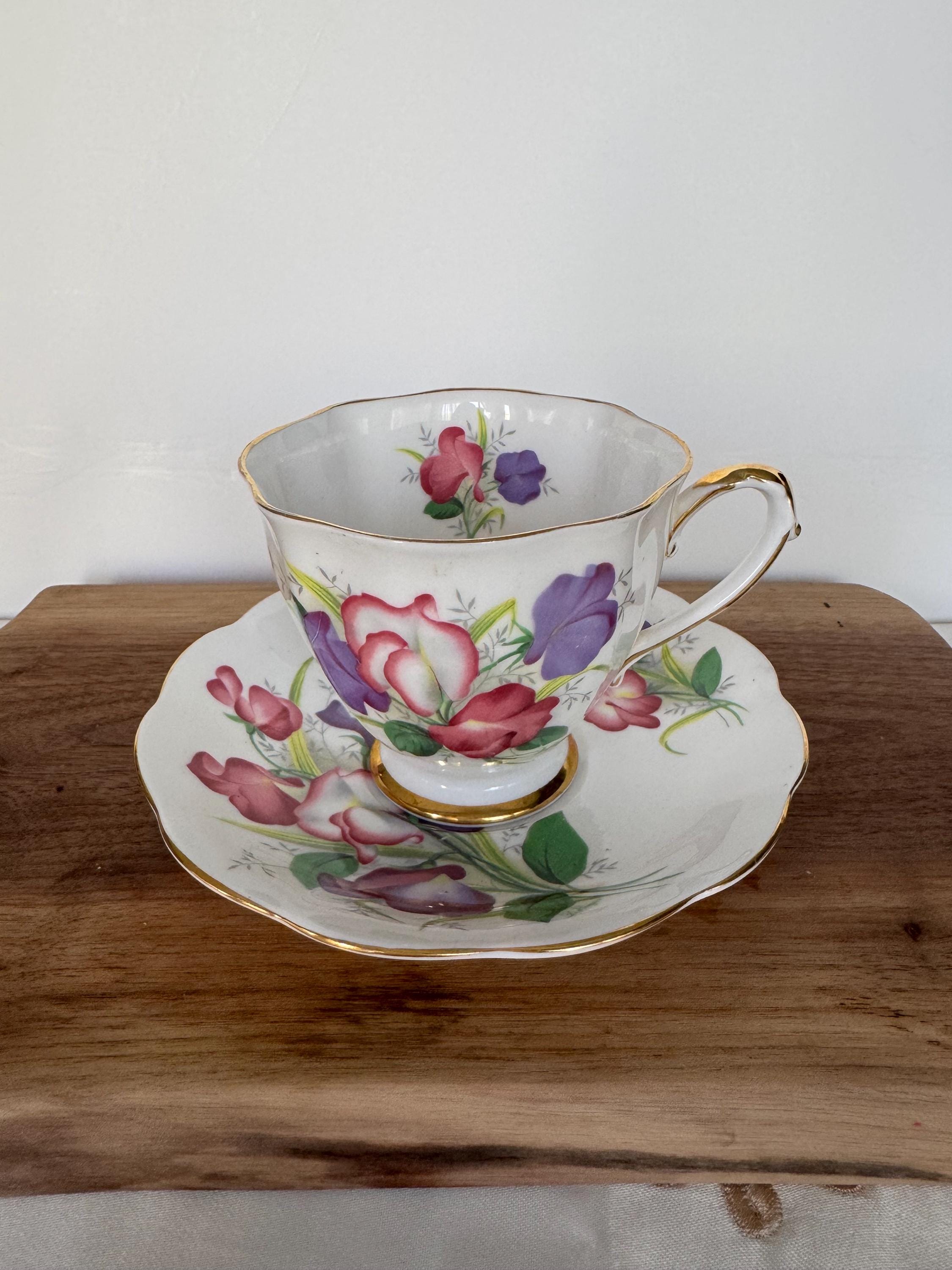 Vintage Royal Standard “Fair Lady” Teacup & Saucer – Sweet Pea Florals – Fine Bone China England