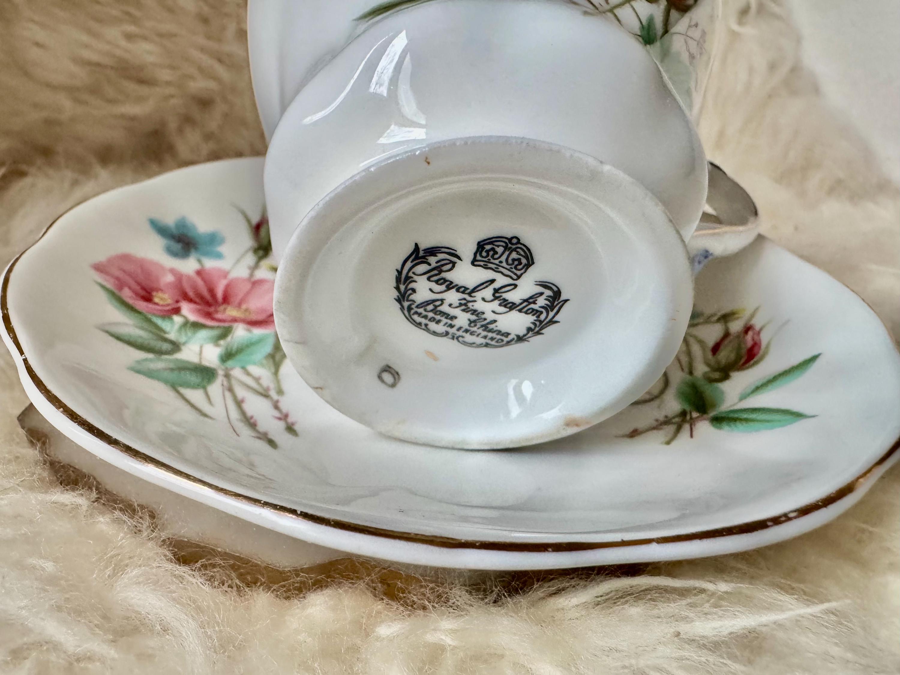 Royal Grafton Fine Bone China Teacup & Saucer – Pink Floral – Made in England