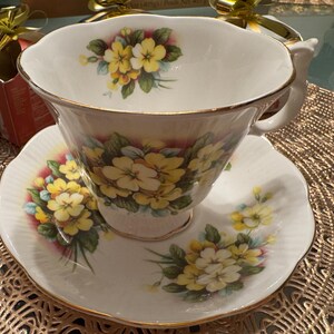 Vintage Royal Albert “Primrose” Teacup and Saucer Set - Elegant Floral Design image 9