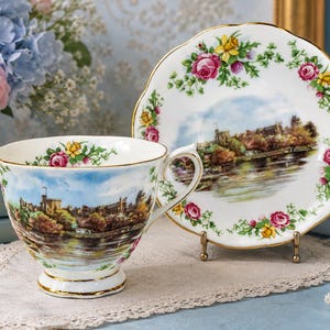 Royal Albert Bone China “Land of Hope and Glory” Teacup & Saucer bild 1