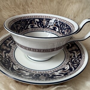 Wedgwood Florentine Teacup & Saucer – Blue Brown – Bone China England zdjęcie 6