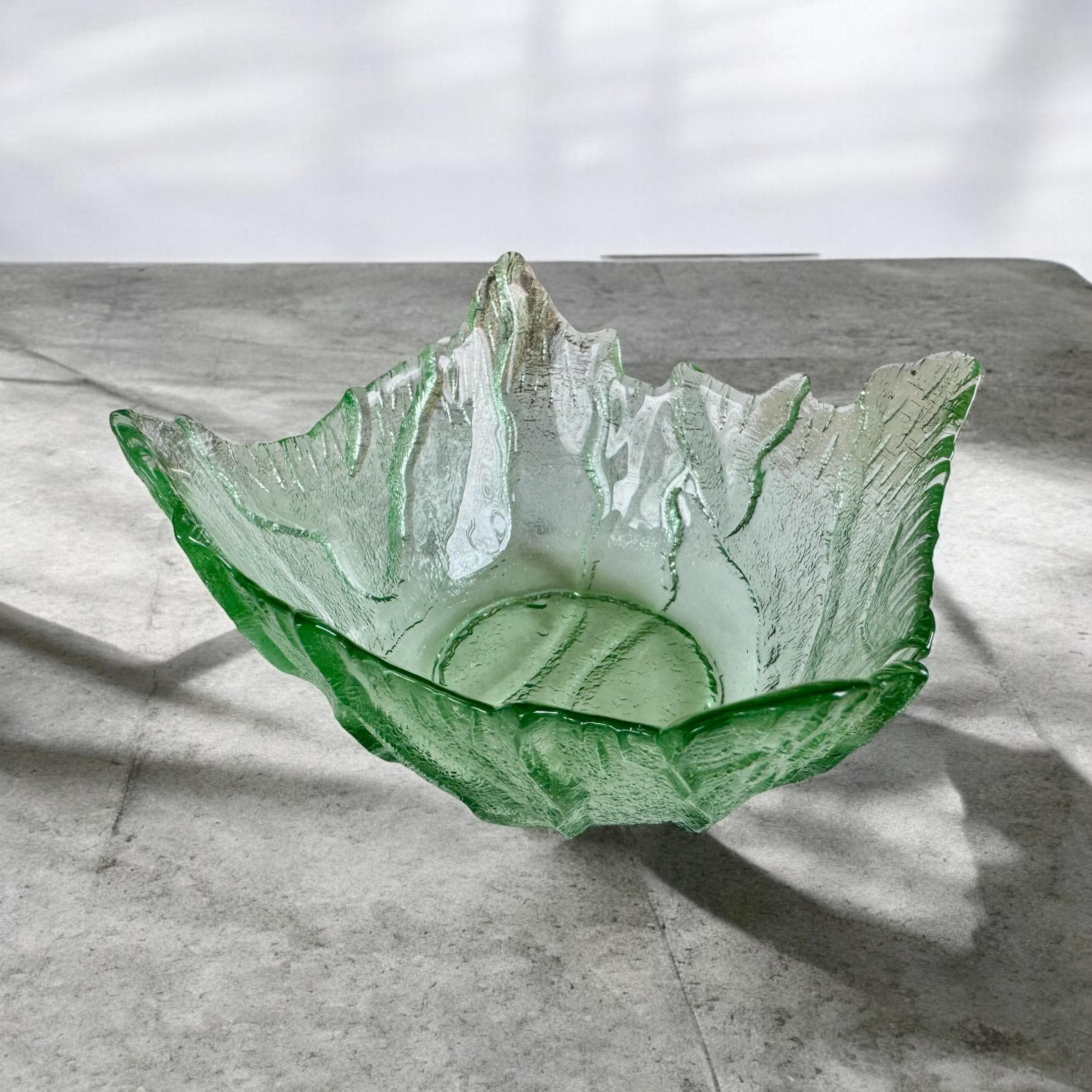 Mid-Century Sea Green Blown Glass Bowl – Leaf Textured & Sculptural – Possibly Scandinavian