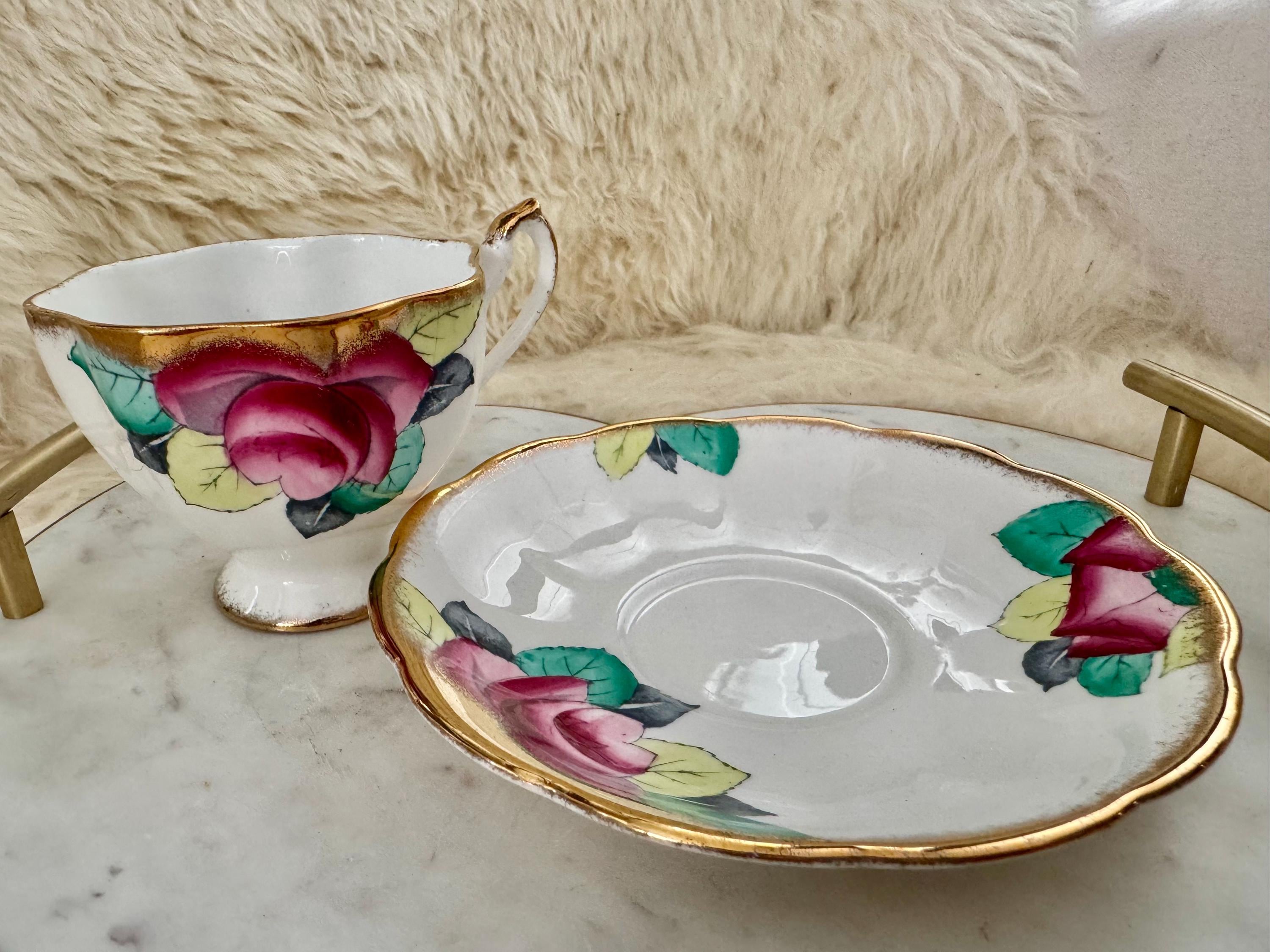 Vintage Queen Anne Bone China Teacup & Saucer – Hand-Painted Roses with Gold Rim