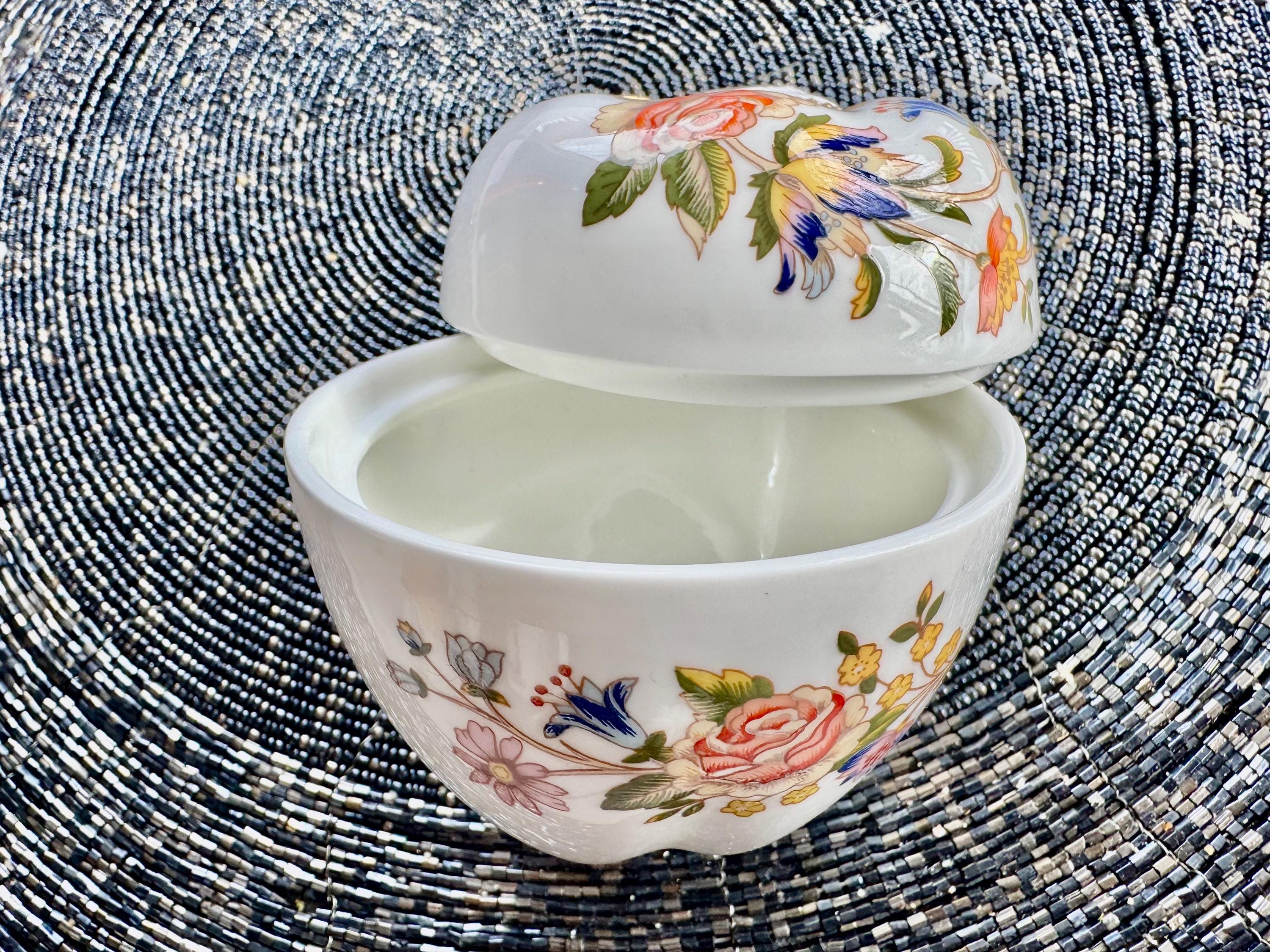 Aynsley Cottage Garden Apple Trinket Dish – Fine Bone China, Made in England
