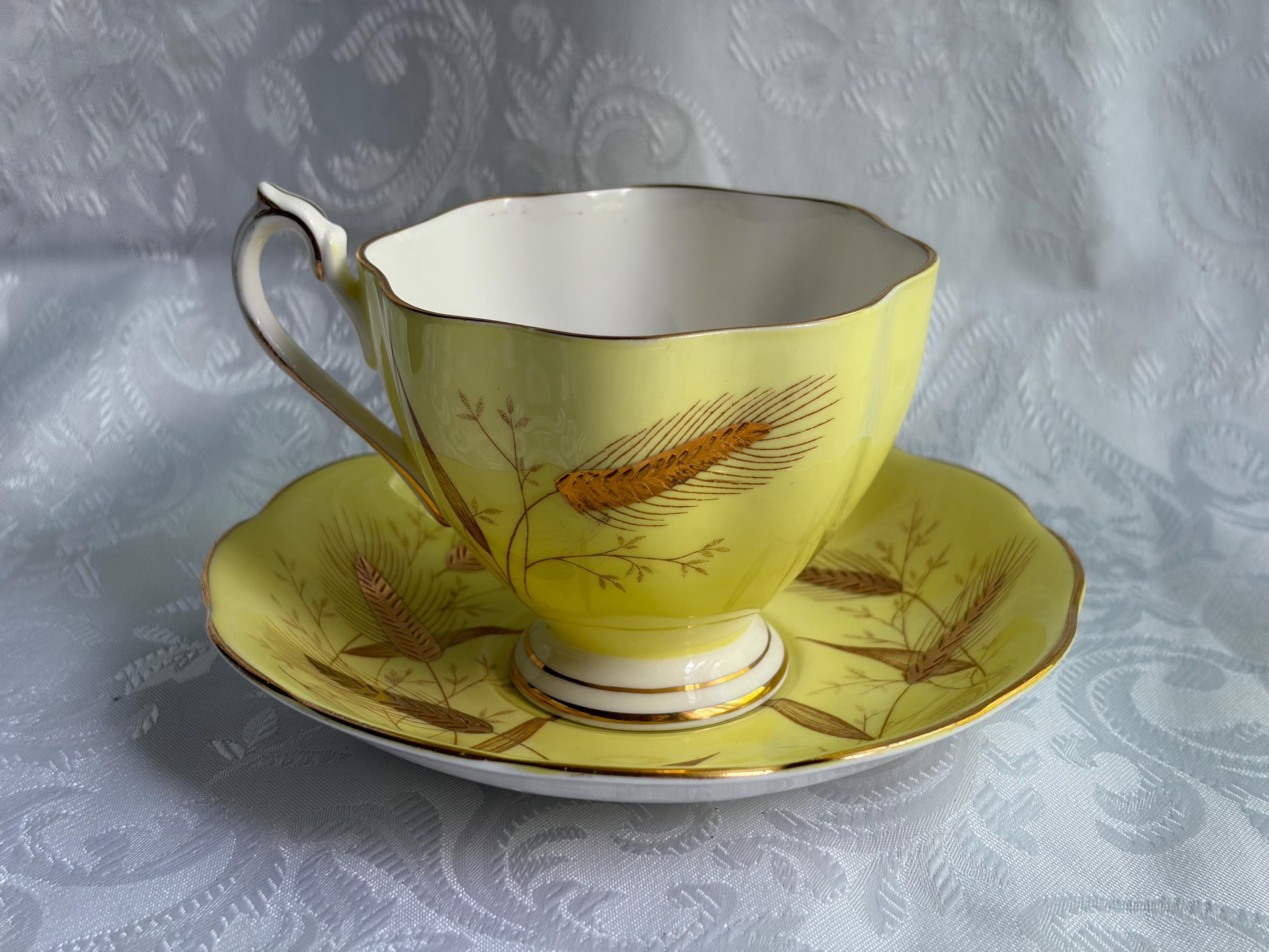 Queen Anne Fine Bone China Teacup Saucer – Wheat Pattern, Made England