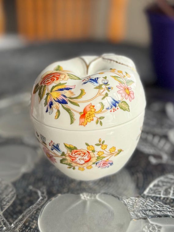 Aynsley Cottage Garden Apple Trinket Dish – Fine Bone China, Made in England