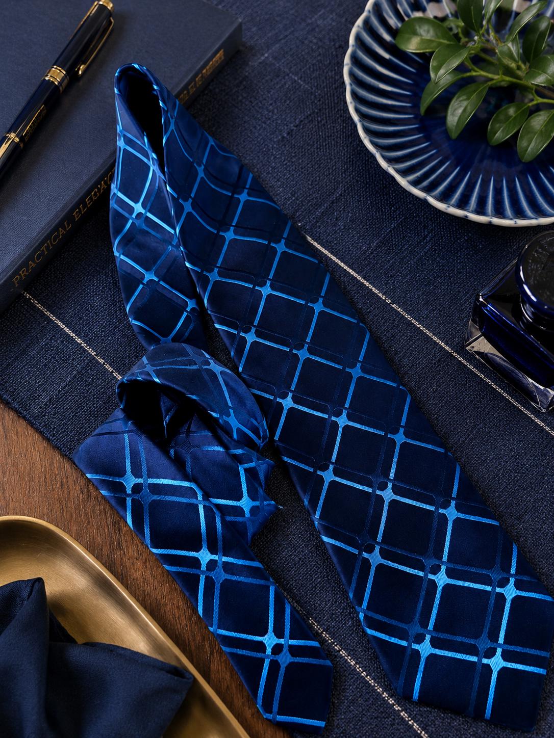 Vintage MEXX Geometric Silk Tie — Navy & Blue Modern Graphic Pattern