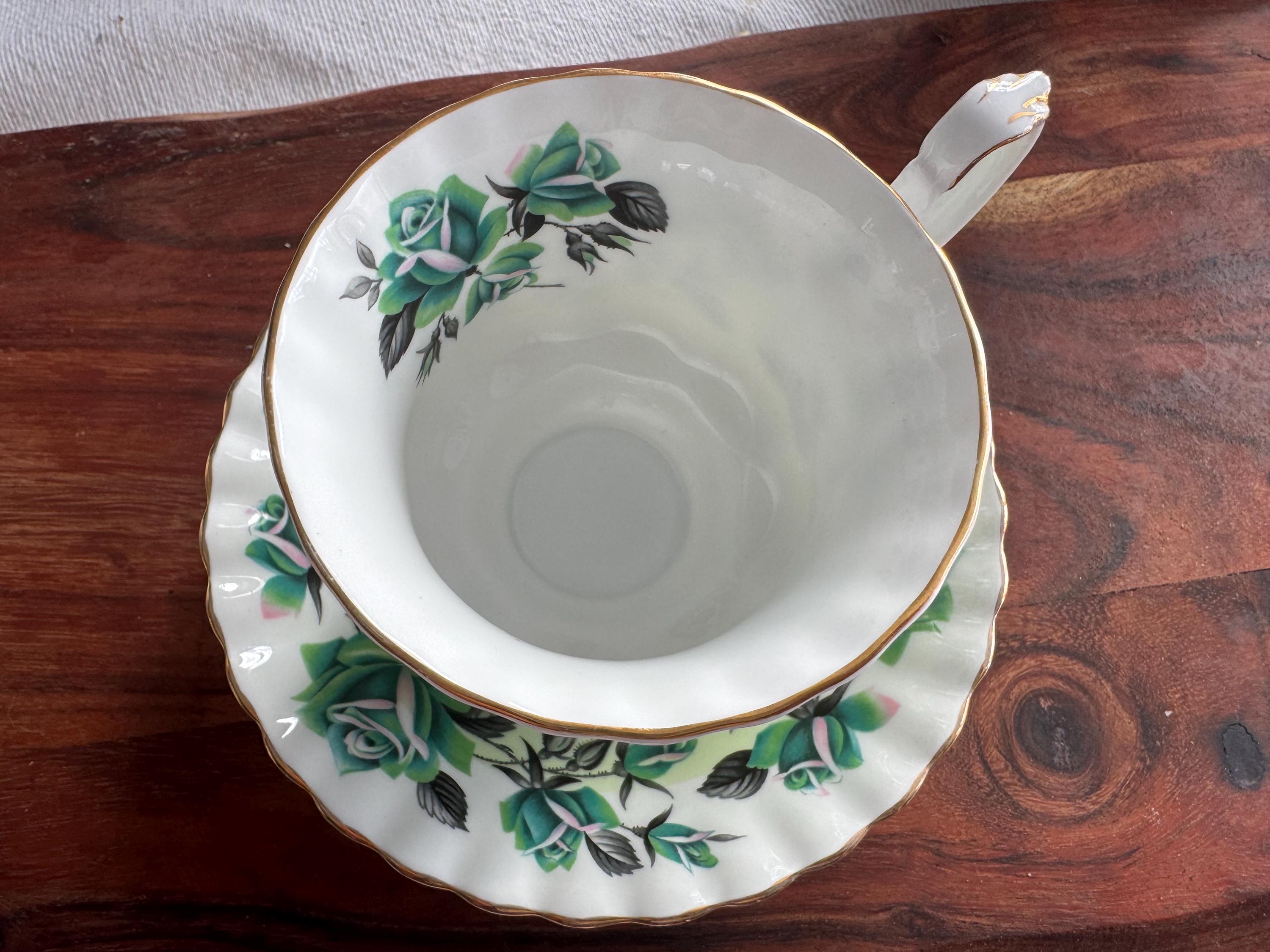 Royal Albert Lakeside Series “Grasmere” Bell-Shaped Teacup & Saucer - Green Rose Elegance