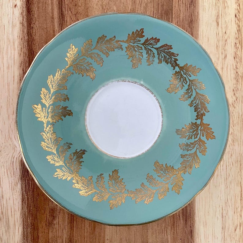 Vintage Aynsley Bone China Cup & Saucer – Pattern 14226 – Sage Green with Gold Leaf – England bild 4