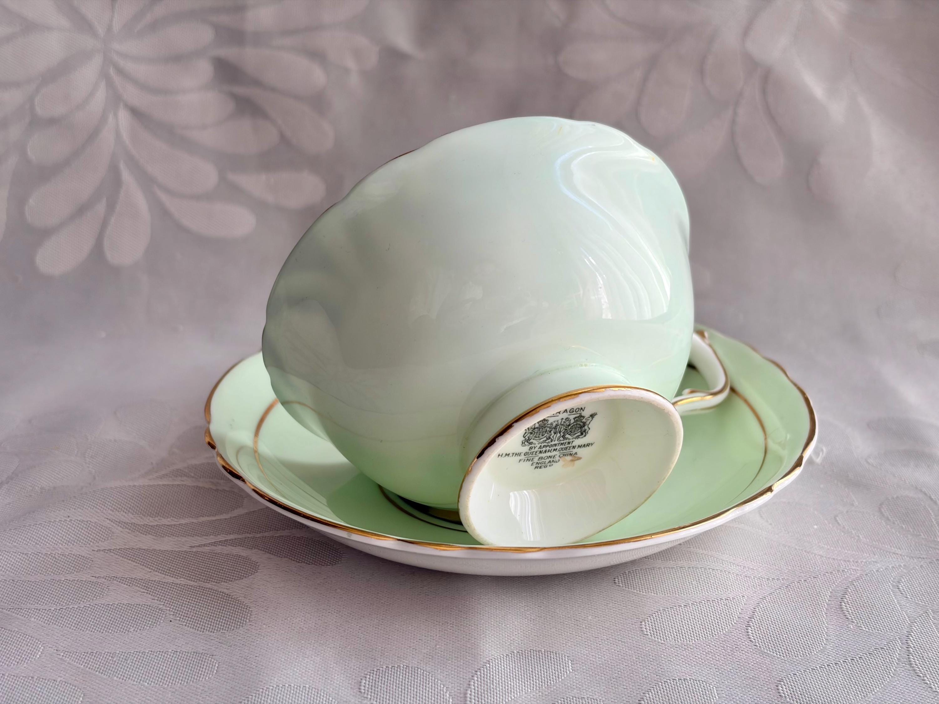 Vintage Paragon Double Warrant Daffodil Teacup & Saucer