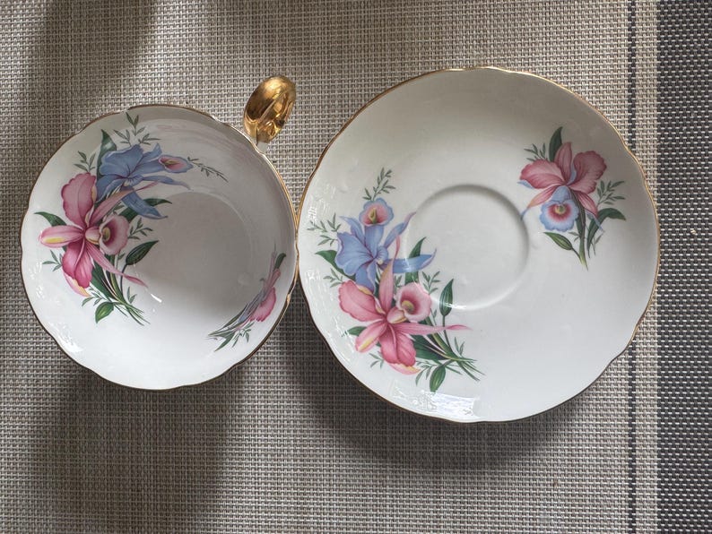 Rare Shelley England Teacup & Saucer – Pattern T2384 – Warwick Shape – Gold Trim – 1945–1966 bild 3