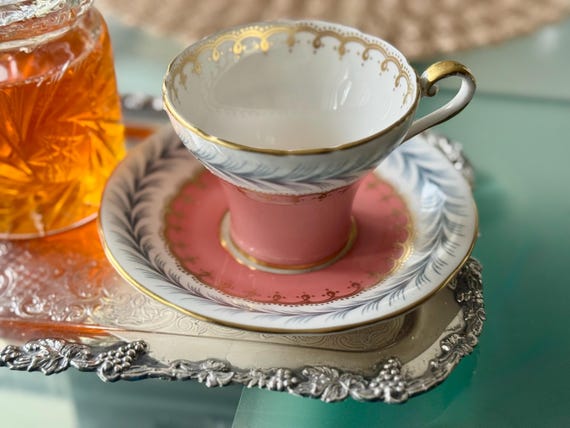 Vintage Aynsley Fine Bone China Teacup & Saucer – Pink with Grey Laurel
