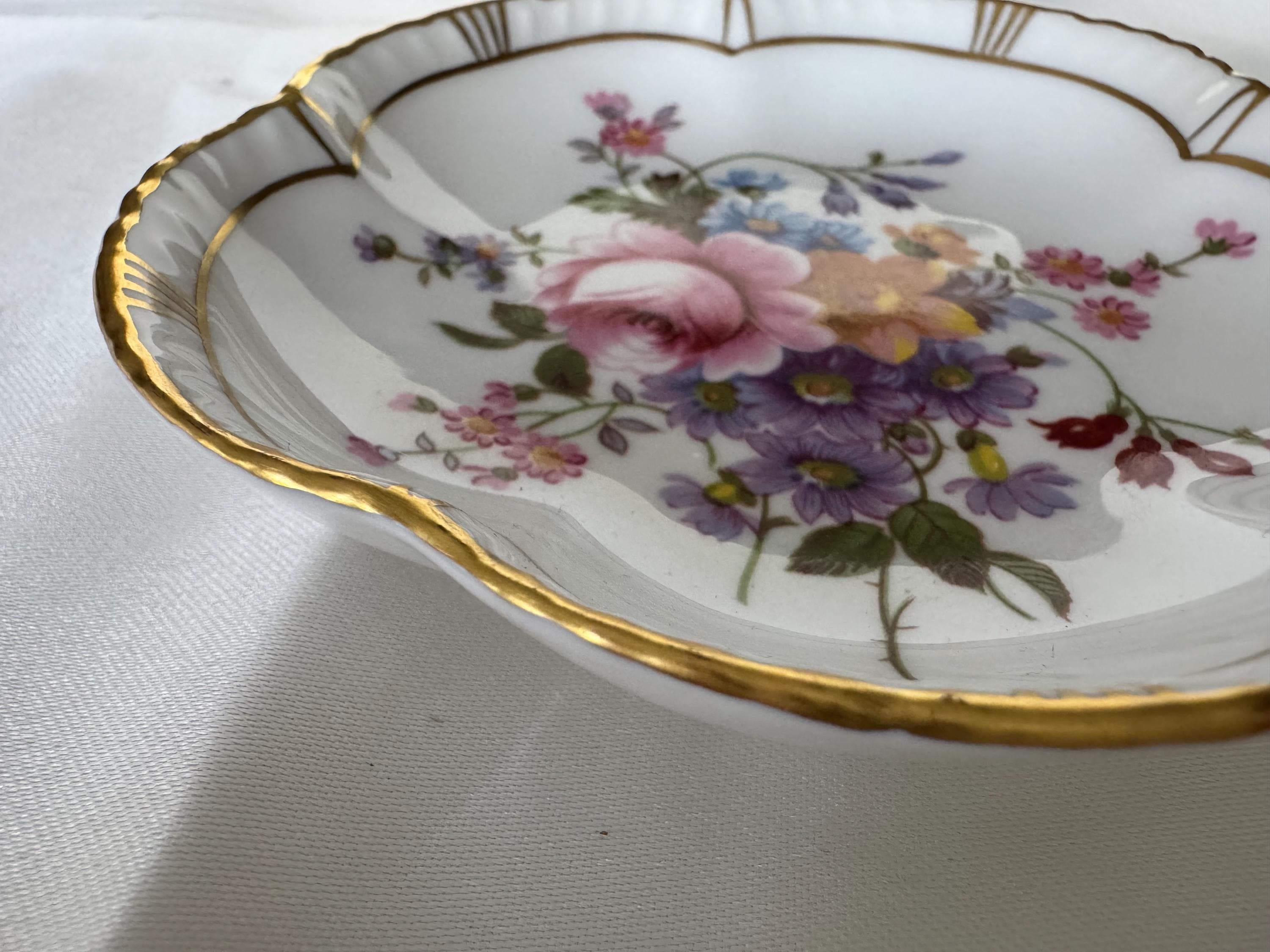 Vintage Royal Crown Derby “Derby Posies” Small Scalloped Dish – Fine English Bone China
