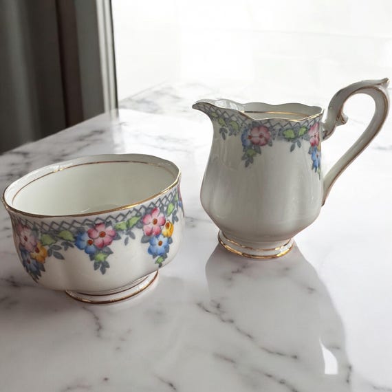 Vintage Royal Albert Trellis Creamer & Sugar Bowl Set: Fine Bone China Floral