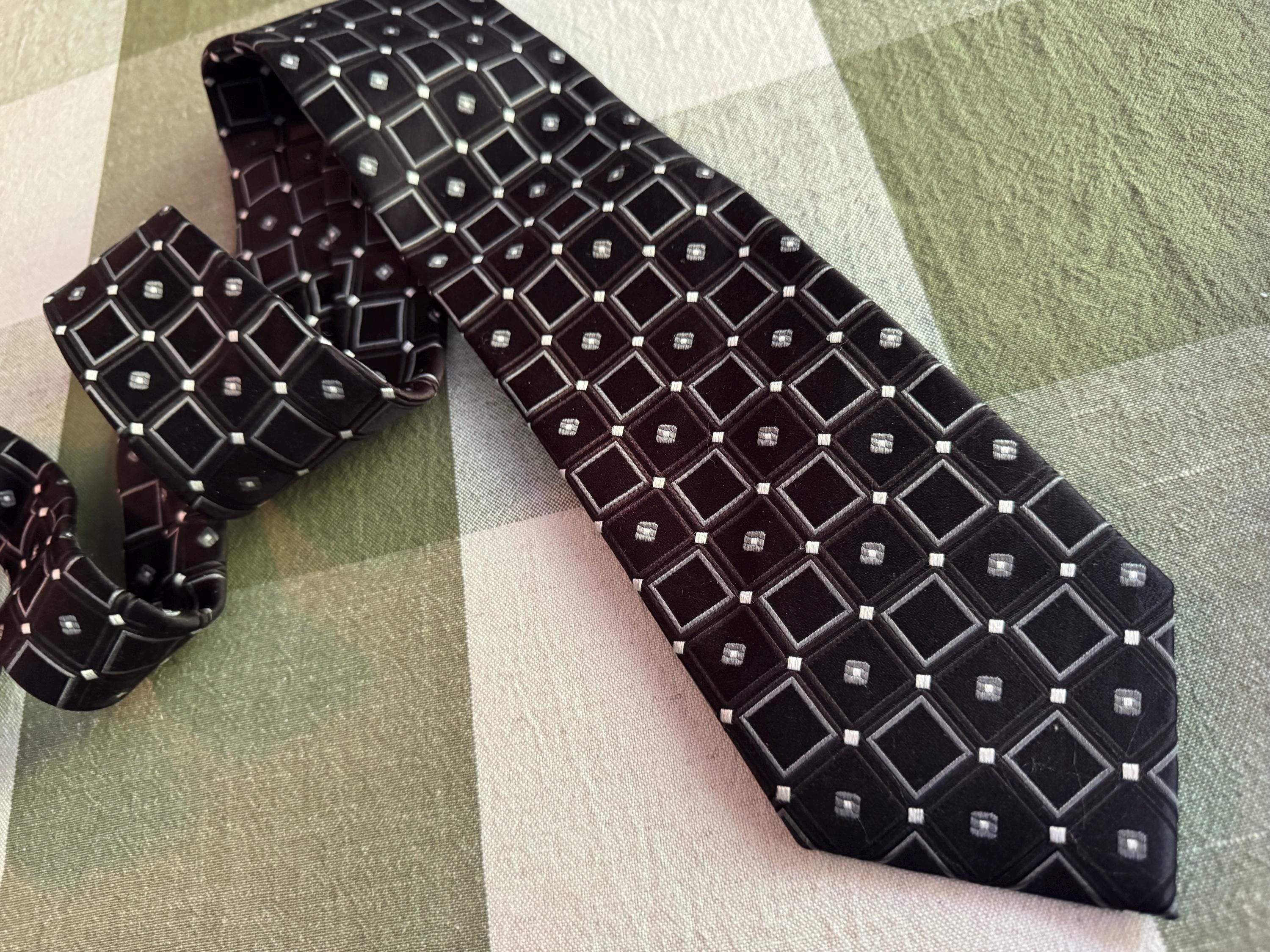 Donald J. Trump Signature Collection Silk Tie | Black Geometric Executive Necktie