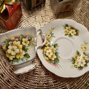 Vintage Royal Albert “Primrose” Teacup and Saucer Set - Elegant Floral Design image 6