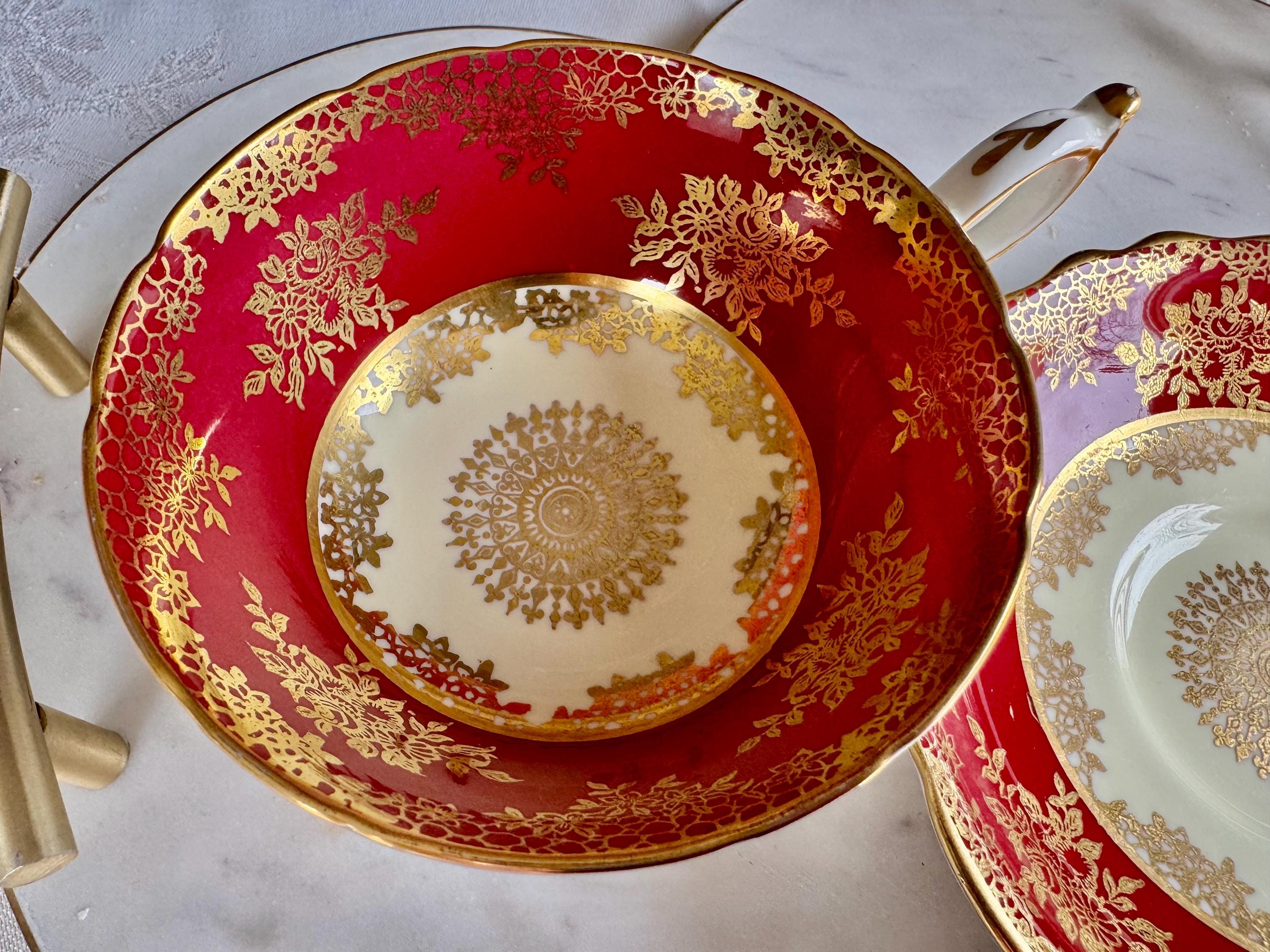 Vintage Paragon Gilded Deep Red – Teacup & Saucer – Double Warrant – Made in England