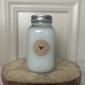 DIY Natural Liquid Laundry Detergent - High Efficiency (With Printables)