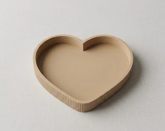 Heart-Shaped Trinket Tray | 3D Printed Ribbed Jewelry Organizer