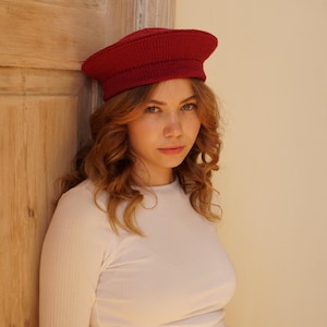 Burgundy crochet classy beret, hand knitted elegant style woven fall beret, women crochet hat, gifts for friends, luxury elegance look