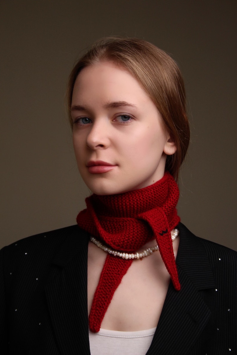 Elegant Sophie scarf,  Red Minimalist Office Style with French Elegance, Merino Wool Knit Scarf, Handmade Small Neck Scarf