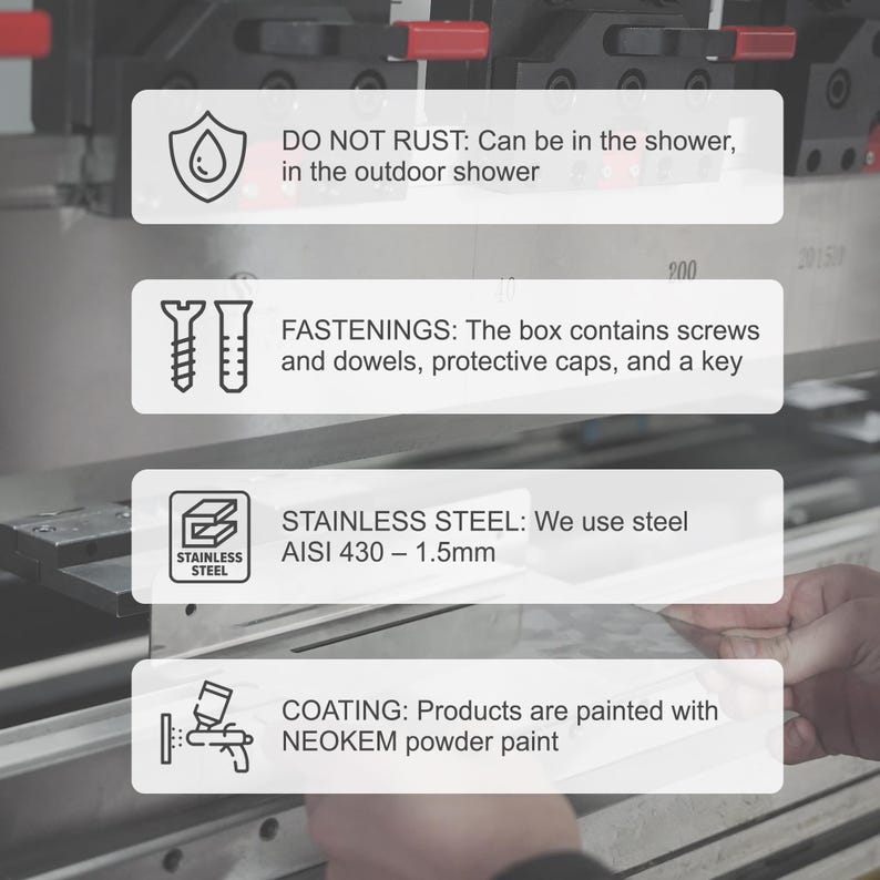 Pode incluir: Um fundo branco com quatro caixas pretas contendo informa&ccedil;&otilde;es sobre um produto. As caixas cont&ecirc;m o seguinte texto: "DO NOT RUST: Pode estar no chuveiro, no chuveiro exterior", "FASTENINGS: A caixa cont&eacute;m parafusos e buchas, tampas de prote&ccedil;&atilde;o e uma chave", "STAINLESS STEEL: Usamos a&ccedil;o AISI 430 - 1,5 mm", e "COATING: Os produtos s&atilde;o pintados com tinta em p&oacute; NEOKEM".