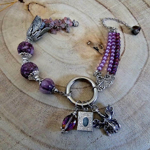 Bracelet femme ajustable fleuri printanier bohème romantique boho grande et petite perle violette grand anneau connecteur argenté breloque