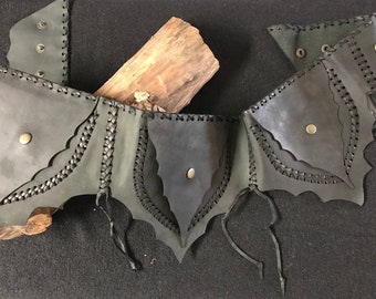Belts with pockets in black soft leather, saddlebag belt, multi-pocket belt in black soft leather, 3 pocket belt