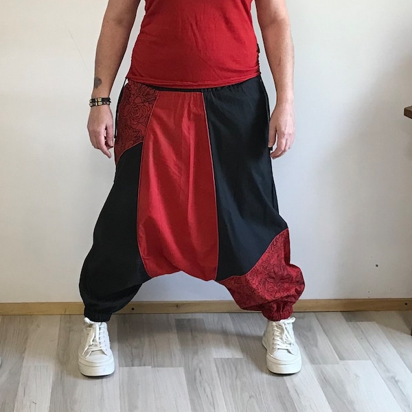 Pantalon sarouel rouge et noir en coton, pantalon baggy, pantalon harem, pantalon népalais, pantalon hippie, pantalon thaï, pantalon yoga