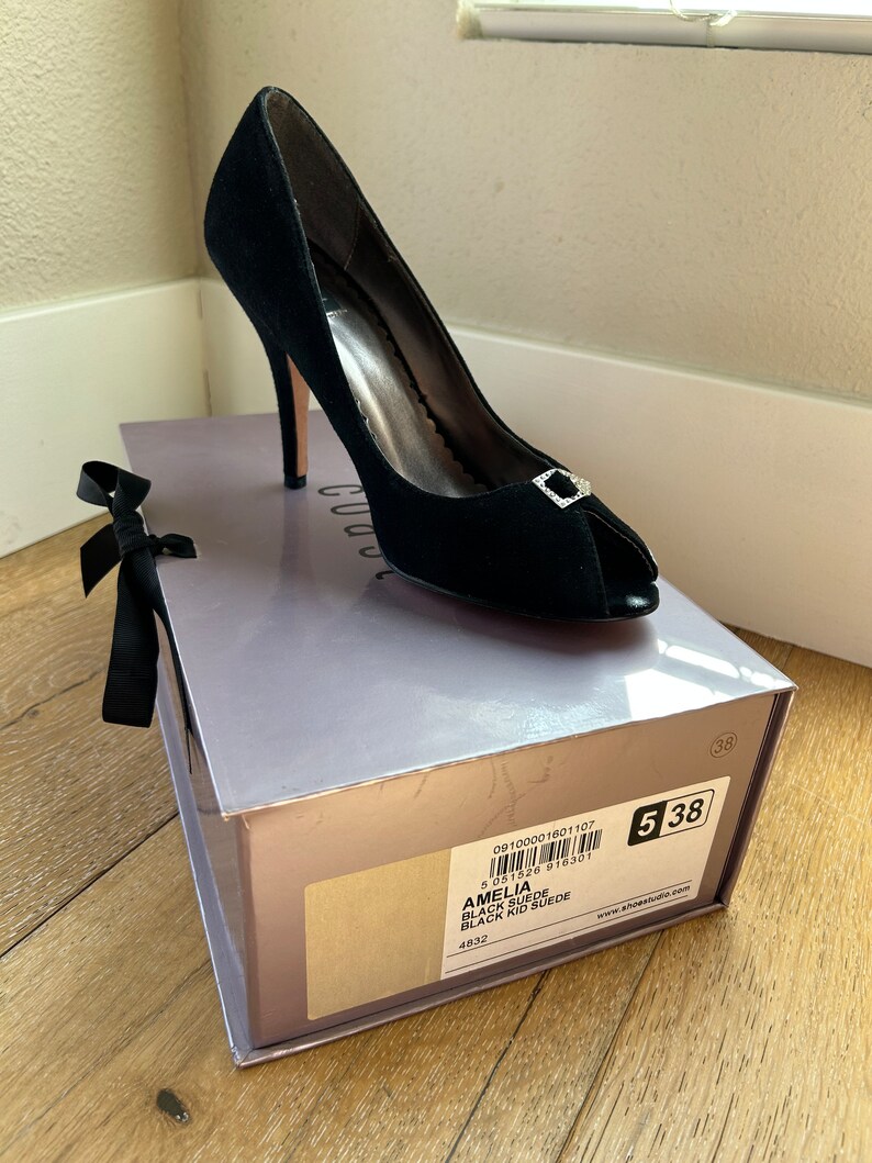 CC HIGH HEELS IN BLACK QUILTED SUEDE