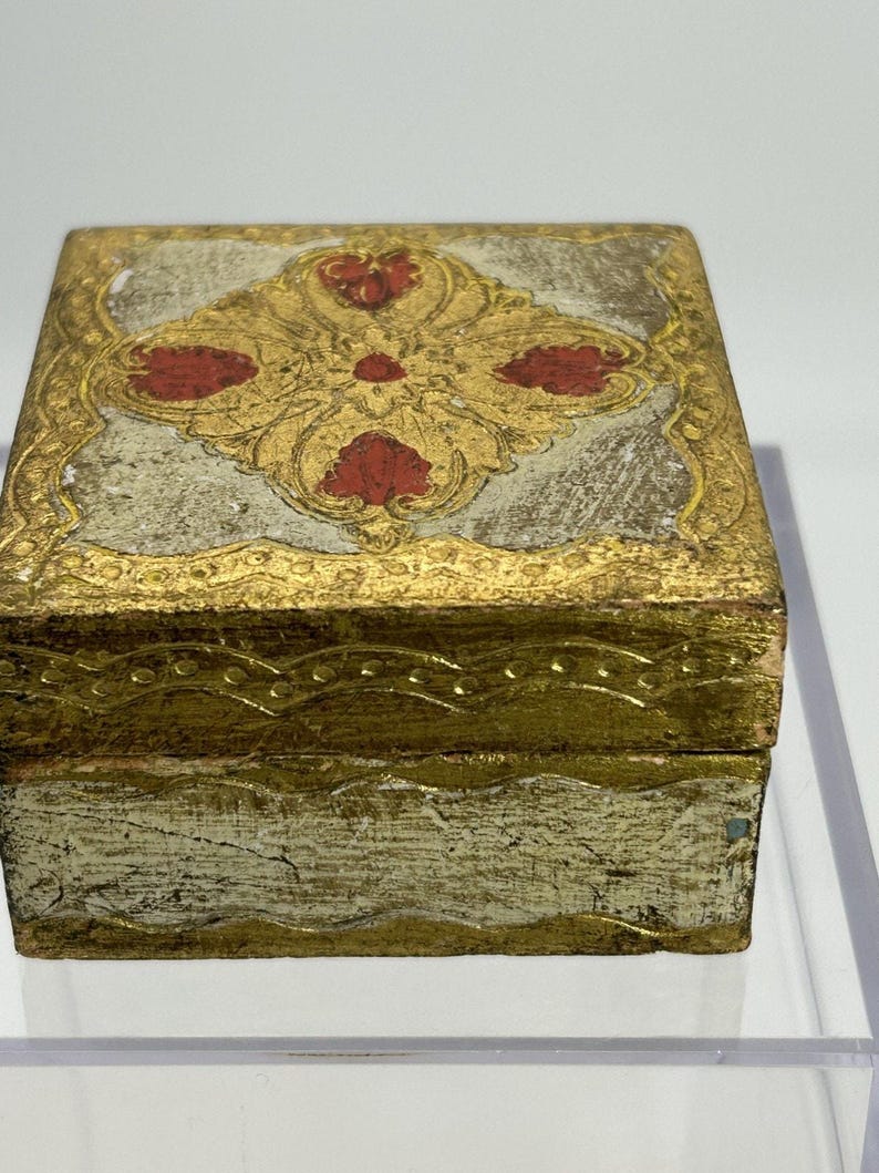 Vintage Italian Florentine Gold Gilt Trinket 2.75" Box Hand Painted ...