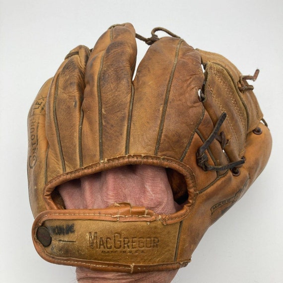 Vintage Johnny Temple Autograph Model Macgregor G81 Baseball Glove