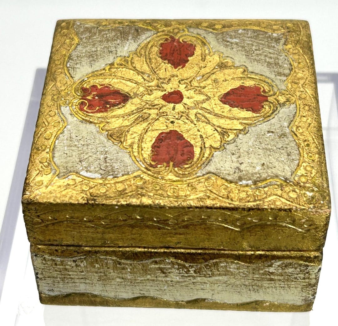 Vintage Italian Florentine Gold Gilt Trinket 2.75" Box Hand Painted ...