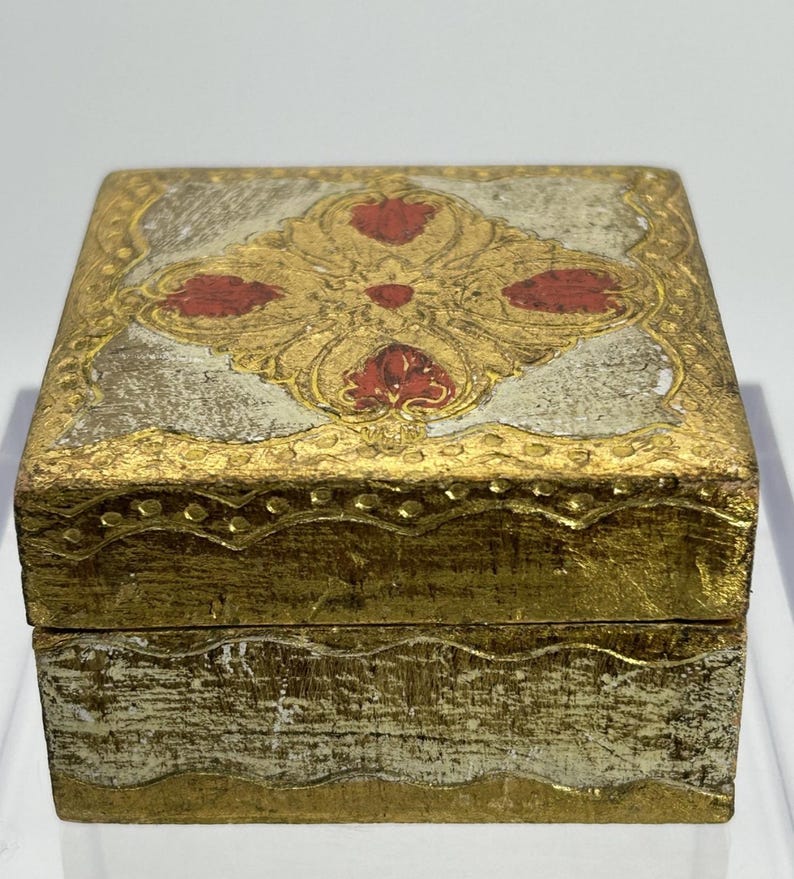 Vintage Italian Florentine Gold Gilt Trinket 2.75" Box Hand Painted ...