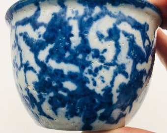 Antique Small 4&quot; Mini Blue White Spongeware Stoneware Custard Bowl Prim Cracked
