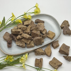 Healthy Freeze Dried Raw Beef Liver Treats for Dogs & Cats, Natural Dog Treats, Healthy Dog Traats, Healthy Cat Treats, Grain Free Treats