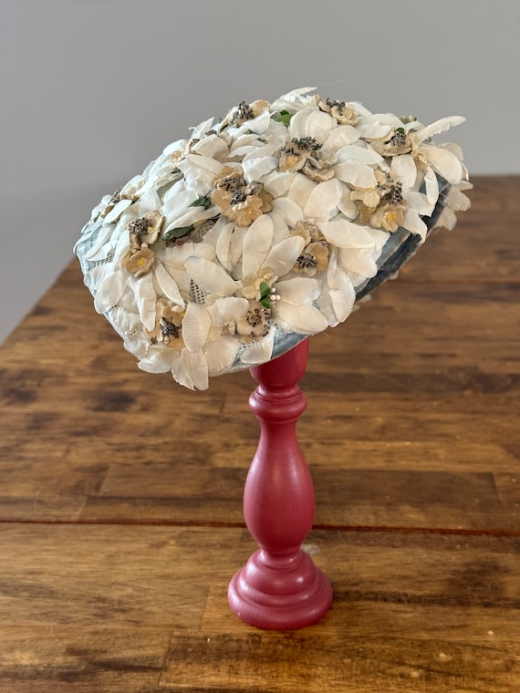 Vintage mid-century floral hat