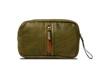 Grain leather shoulder bag,Cowhide crossbody bag with adjustable and detachable strap,Khaki toiletry bag,Unisex,Stylish,Made in Japan
