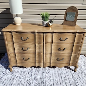 French Provincial 6 Drawer Dresser