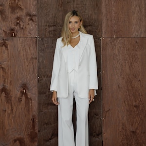 Three piece wedding guest pantsuit KRISTY. Matching set blazer vest pants. White palazzo pants suit. Bridal pantsuit. White Fitted suit.