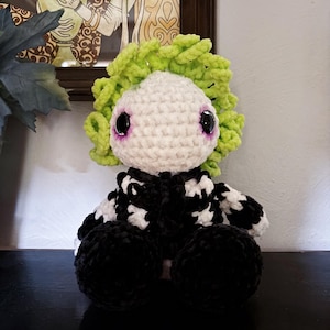 Peluche de ganchillo de terror BeetleDude