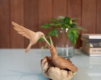 Escultura de pájaro de madera de Jempinis hecha a mano: decoración artística de madre e hijo