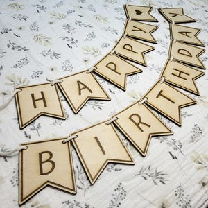 banderín de madera | Guirnalda de nombres | decoración de cumpleaños personalizada | Cadena de banderines | Sostenible